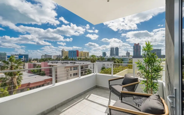 VHC Luxury Apartments 538-201a