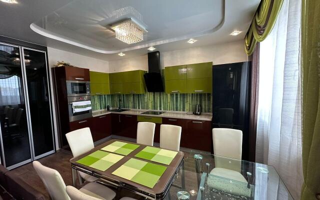 Апартаменты на Крылова 36