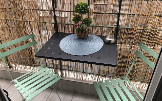 Sonias Central Jacuzzi Apartment