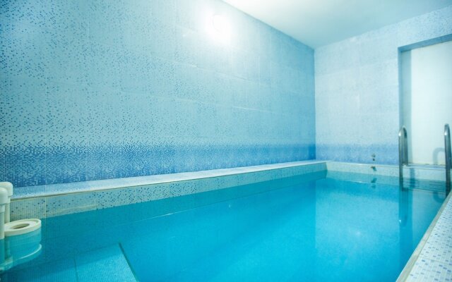 Elbrus HiLoft Hostel