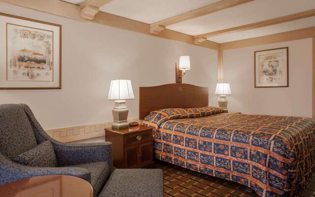 Knights Inn Greensburg