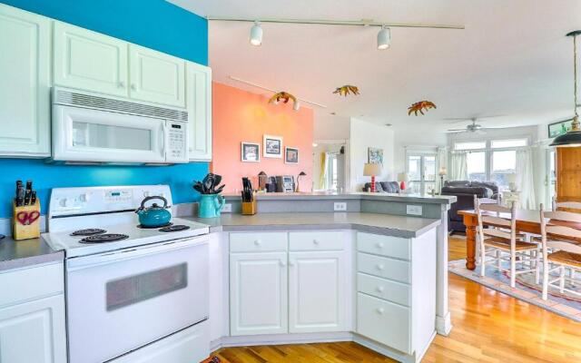 WS-F4 - Postcard Perfect