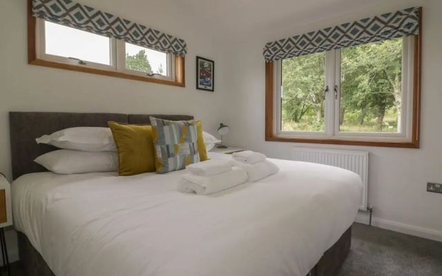 18 Meadow Retreat