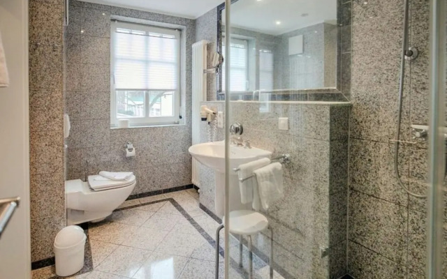 Comfort Flat With 1 Bedroom and Terrace 102
