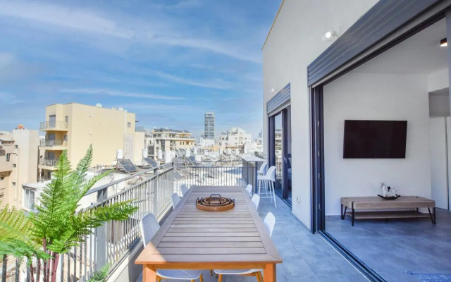 Beautiful 2BR Penthouse in Mendele 7 by HolyGuest
