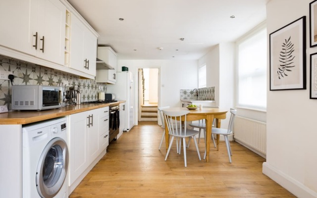 The Camberwell Nook - Lovely 5BDR House with Garden