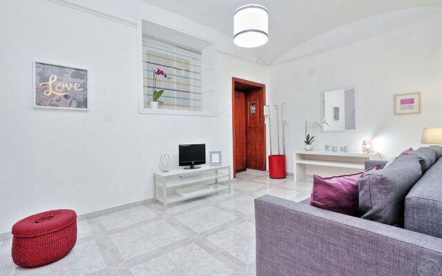 Coloseum apartments-St.John Lateran area