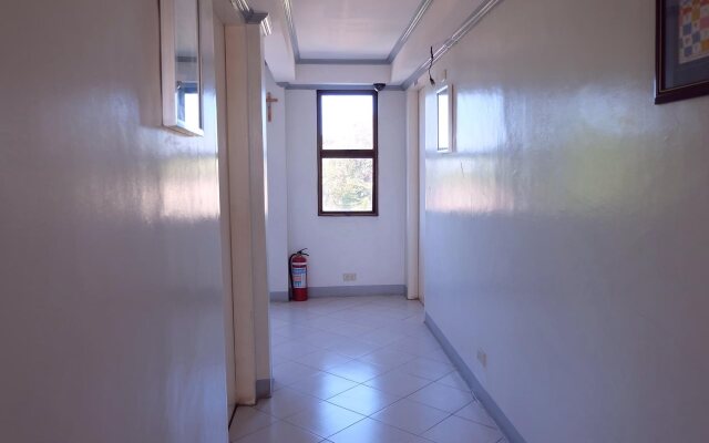 Maribago Seaview Pension and Spa