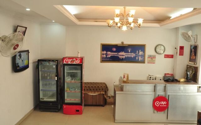 OYO Rooms Queens Road Near OBC Bank