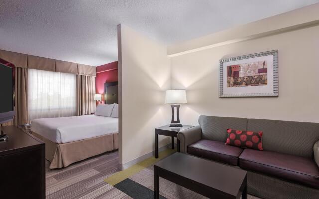 Holiday Inn Express & Suites Kendall East Miami, an IHG Hotel