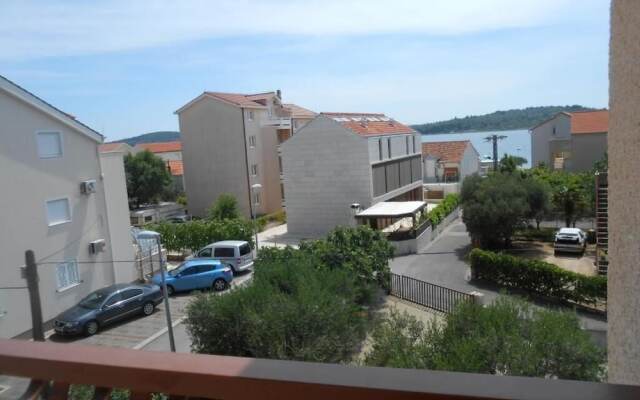 Desy - Free Parking & BBQ - A3
