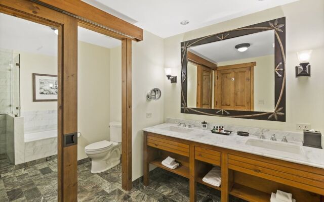 1230 Studio at The Lodge at Spruce Peak