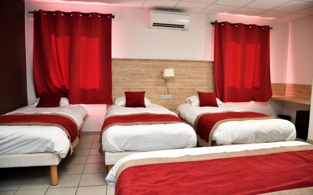 Cit'Hotel Restaurant Bowling de Millau