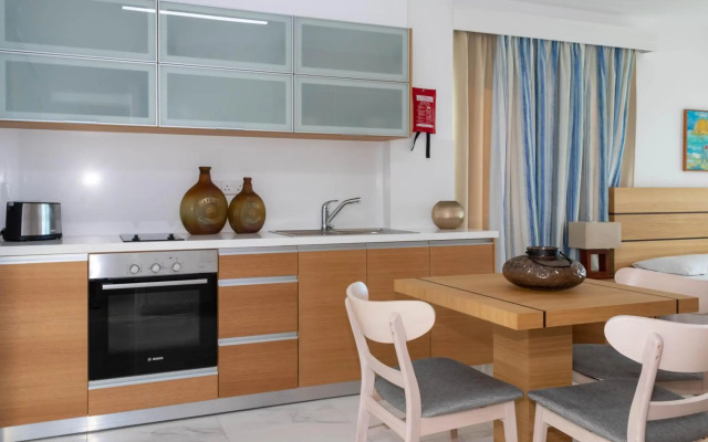 Rododafni Beach Apartments