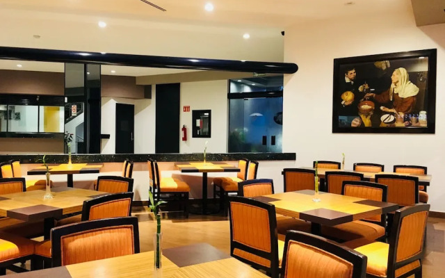 Hotel Harare