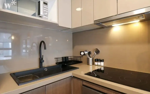 w Beautiful 2BR in San Isidro