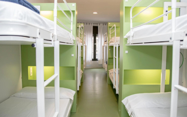 Sant Jordi Hostels Sagrada Familia