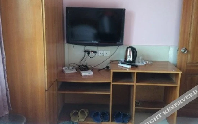 Weiwei Hostel