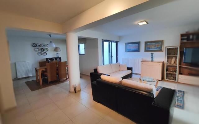 Arianna 2bd Villa