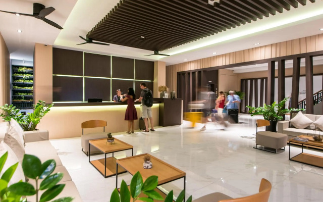 Nadee 10 Resort & Hotel