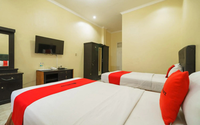 RedDoorz Plus @ Hotel Sempurna Watervang Lubuk Linggau