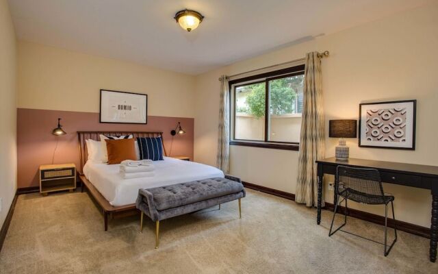 Stunning 5br/3.5ba House in La Jolla