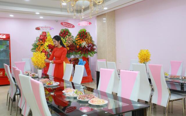 Valentine Hotel