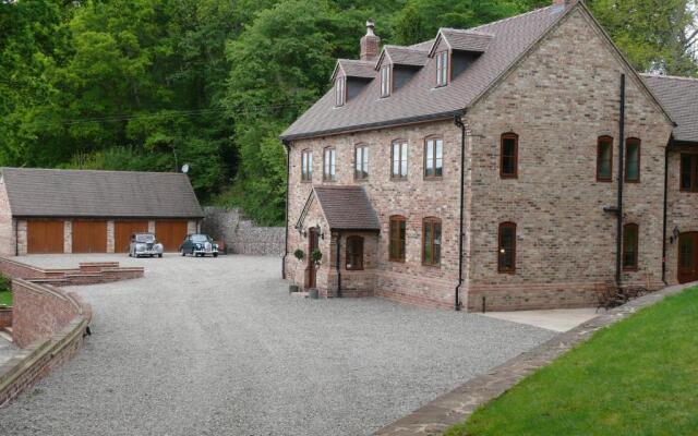 The Motor House