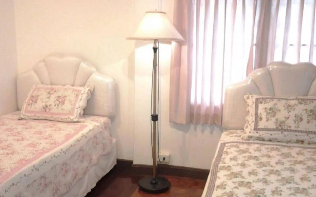 Little Vacation House