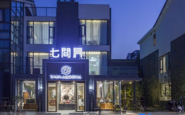 Luck seven Design Hotel
