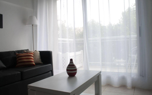 Laprida Suites