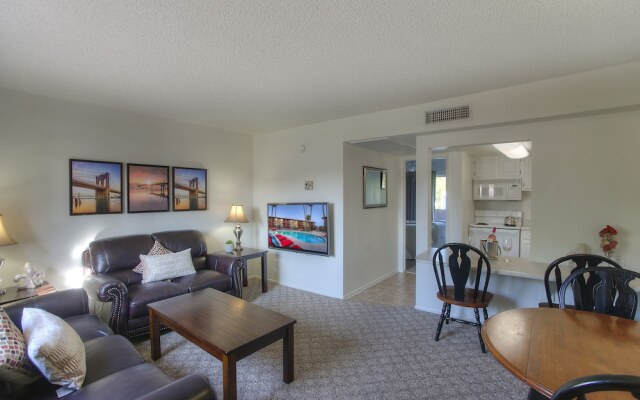 Park Suites at 102 - Free Golf