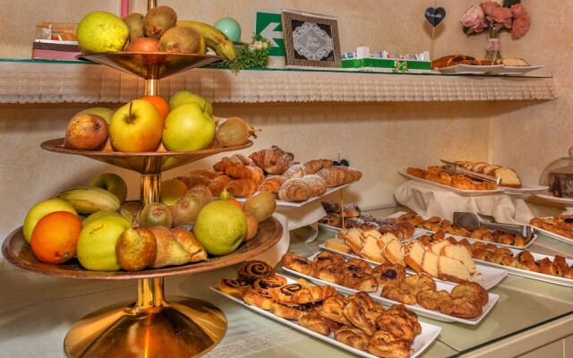 Hotel Ristorante Villa Cheli