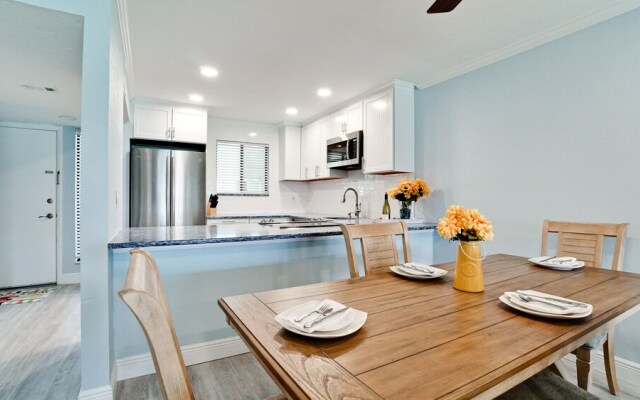 Runaway Bay 270 - 1357301