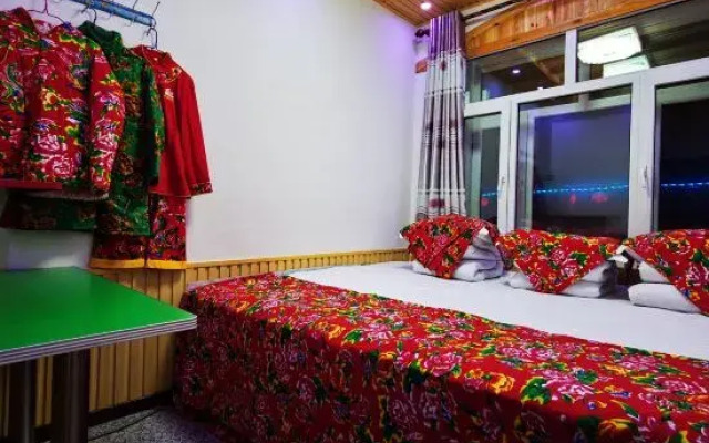Fall in love with snow Inn
