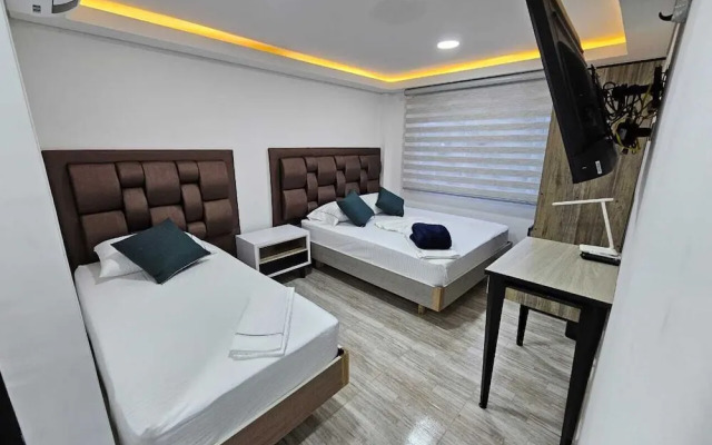 Cra. 81 No. 37d - 17