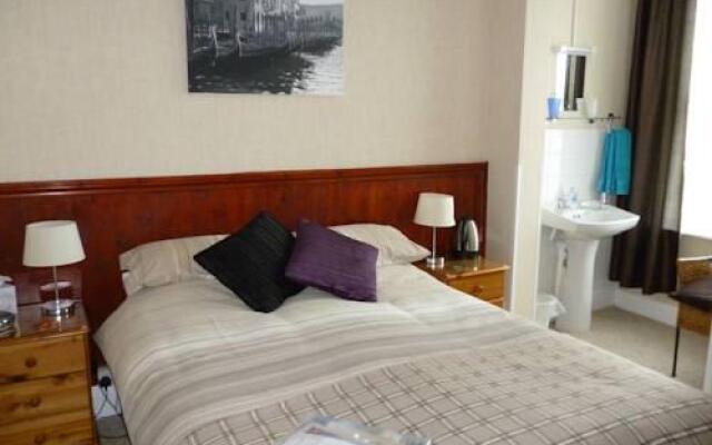 Beach Guest House