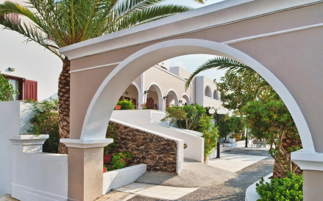 Hotel Makarios
