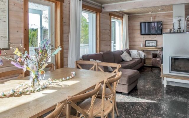 Holiday Home Saaruan aurinko