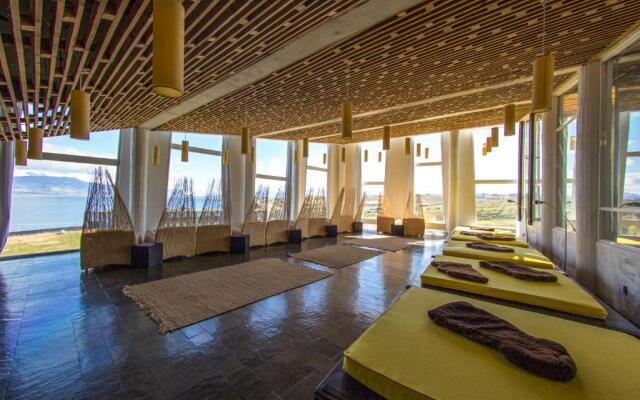 Remota Hotel