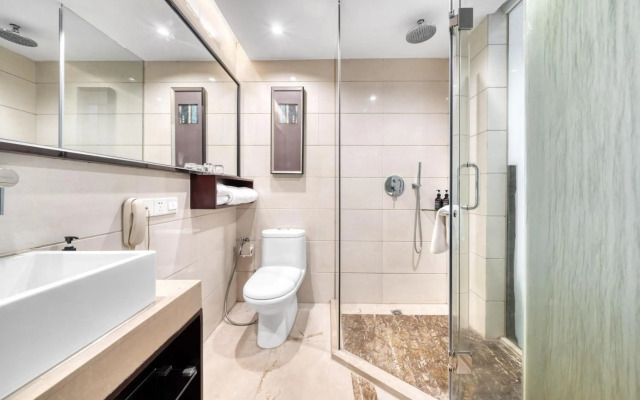 Yiwu International Mansion Hotel