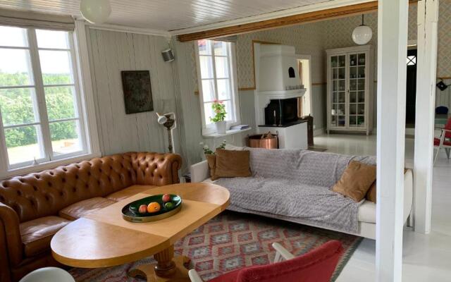 Rustic Luxury Lakeside House - Transformed Chapel