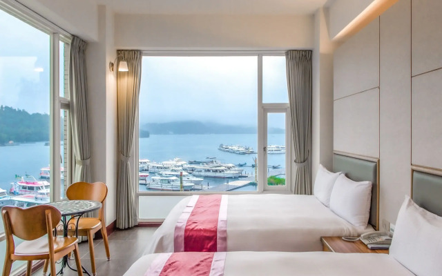 Shui Yang Lakeview House with Elevator