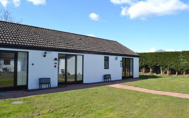 Number 7 - Lytton Tree Lodge, Reydon, Southwold