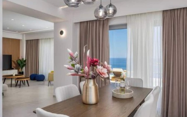 Sunny Drops Villa White by Estia