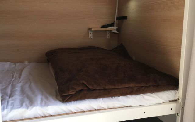 Bed and Yoga Tokyo - Hostel, Caters to Women