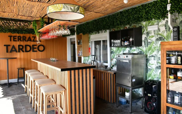 Hostal Garden Rous