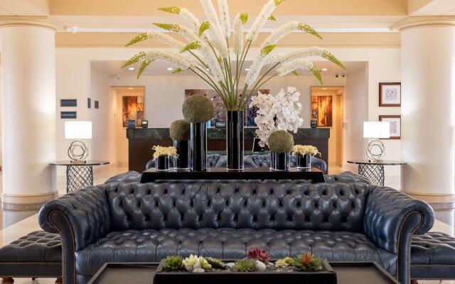 Hilton Palm Beach PBI