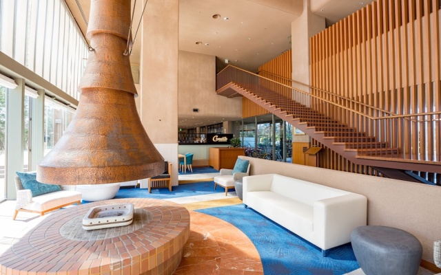 Suzu Beach Hotel – Lobby – Suzu