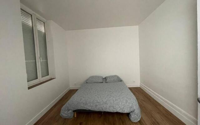 Superbe appartement rénové avec parking gratuit